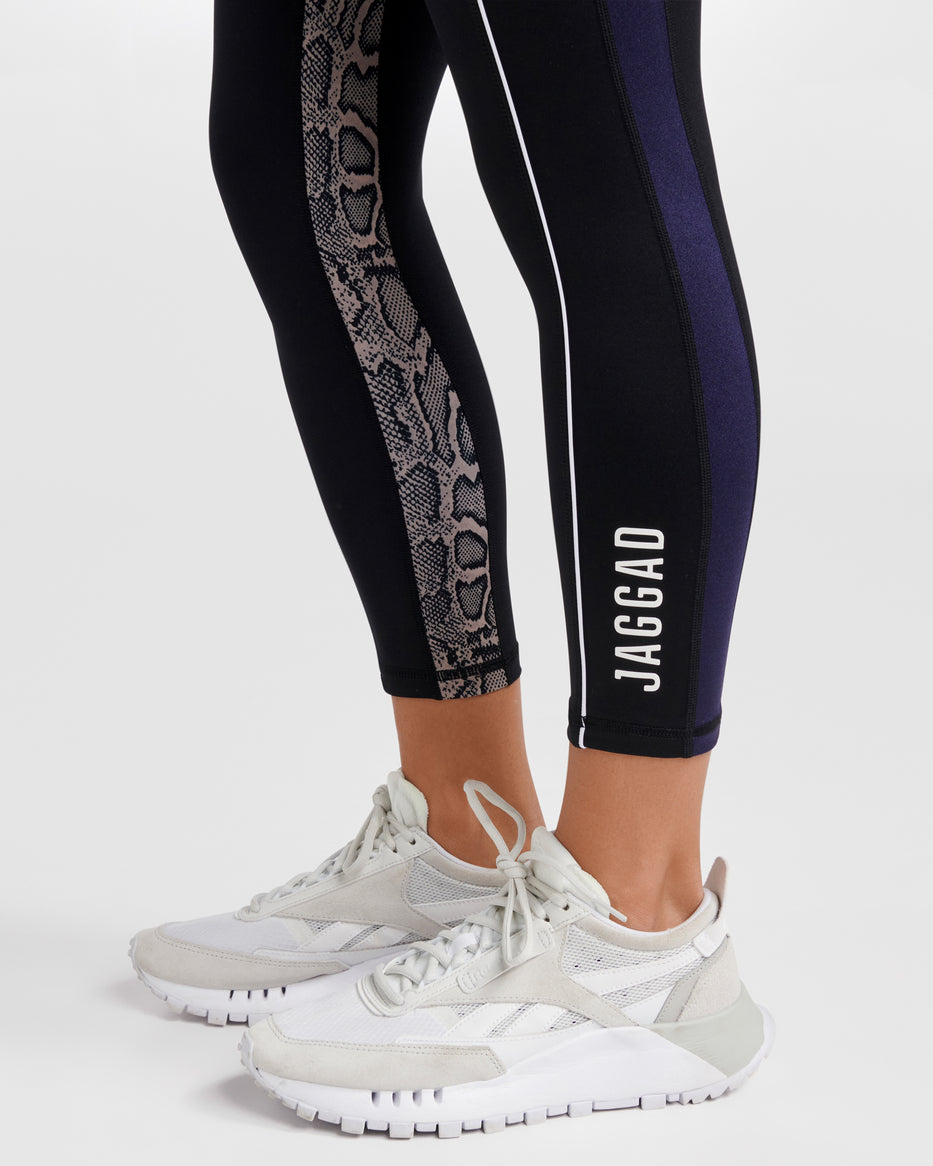 Portland 7/8 Black Legging