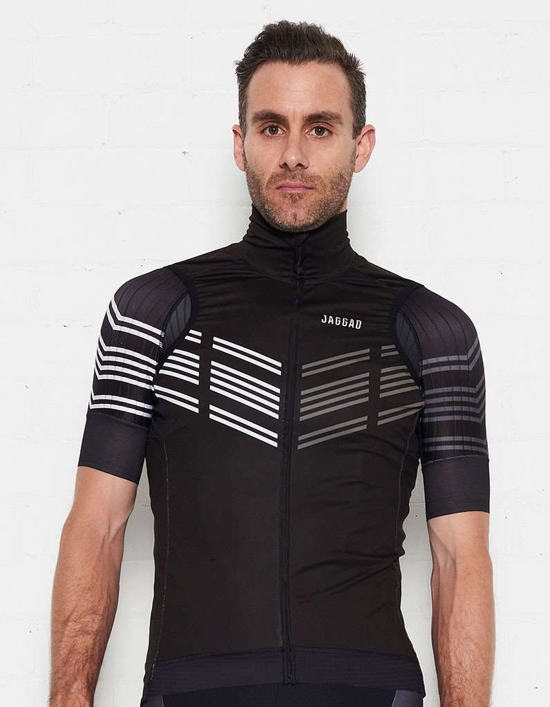 Men’s The Eight Series Race Gilet (เสื้อกันลมแขนกุดตัวนอก)