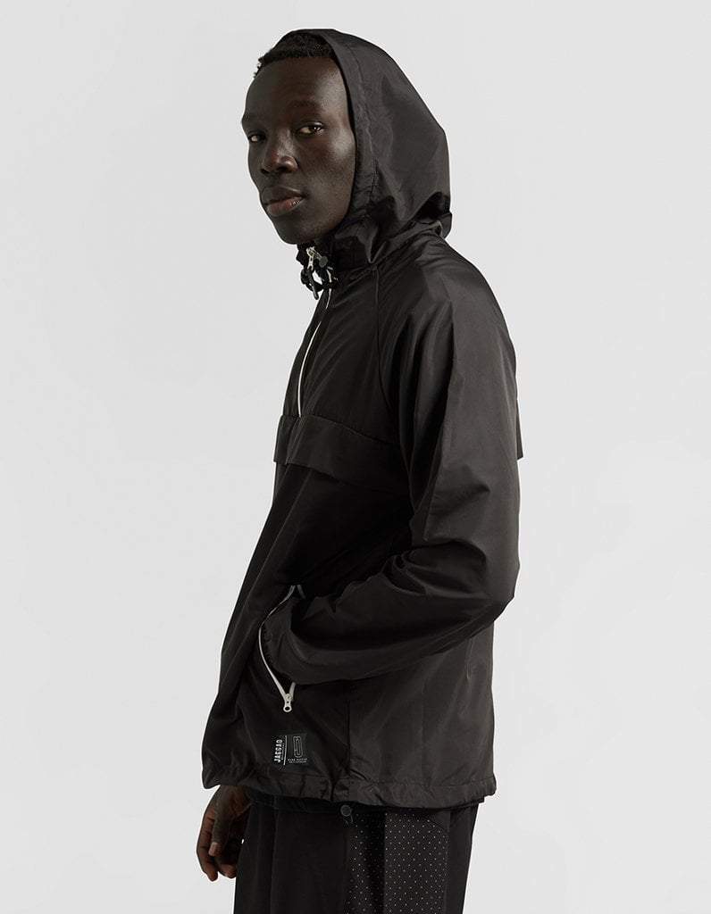 Core Half-Zip Spray Jacket