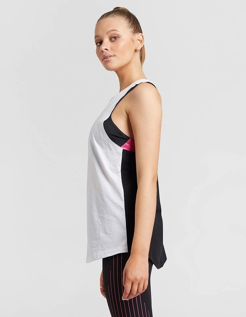 La Cienega Twist-Back Tank